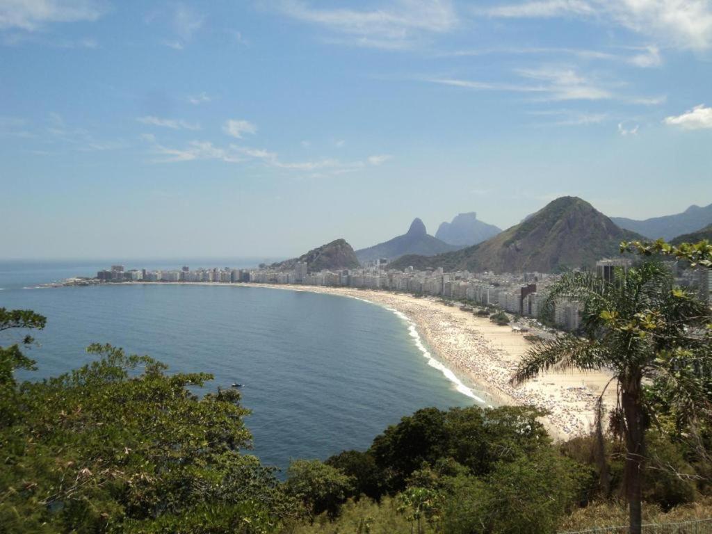 Completo Na De Copacabana , Claro E Silencioso, Com Ar, Wifi, Netflix, Ate 3 Pessoas, Pauloangerami Br502 Appartement *